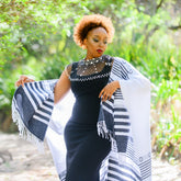 High Bulk Jacquard Wrap - Xhosa | Black/Brilliant White