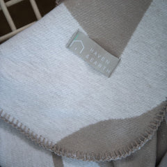 Amanda Cotton - Shapes | Cobblestone/White