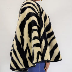 Wearing Cape - Zebra Skin | Black/Ivory