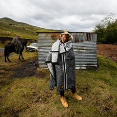 Mohodu - Border Stripe | Black/Natural