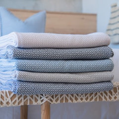 Protea Throw - Thornton | Deep Pink/Fog