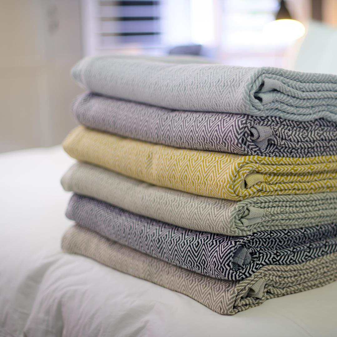 Protea Throw - Cascade | Eggshell/White