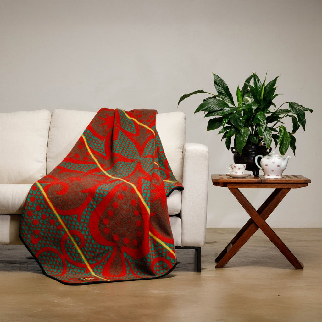 Seanamarena - Chromatic | Scarlet/Emerald/Gold – Aranda Textile Mills