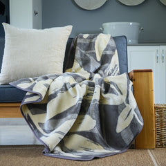 Posh -  Fronds | Coffee/Bone