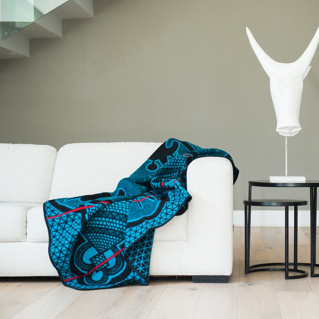 3C BLANKET / AKHARA 3Cブランケット（アカハラ） Kharetsa - Aloe | Yolk/Natural/Cobalt – Aranda Textile Mills