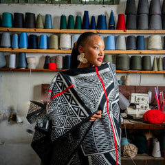 Lesira | Black/Natural/Scarlet