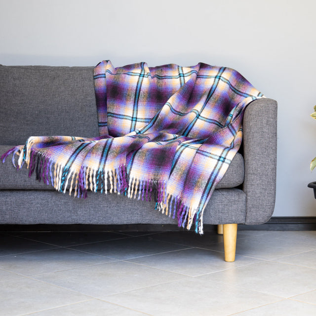 Aranda Traditional Throws – Aranda Textile Mills
