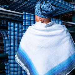 High Bulk Geo Shawl - Gradient | Royal/White