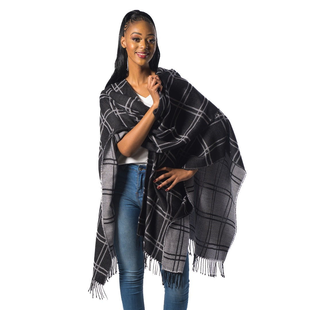 High Bulk Jacquard Poncho Wrap - Chess | Black/White