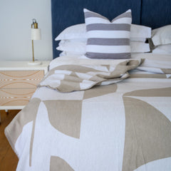 Amanda Cotton - Shapes | Cobblestone/White