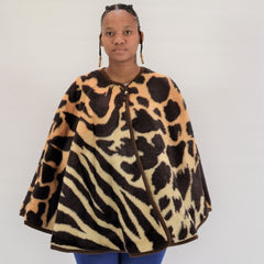 Wearing Cape - Safari Park | Black/Desert